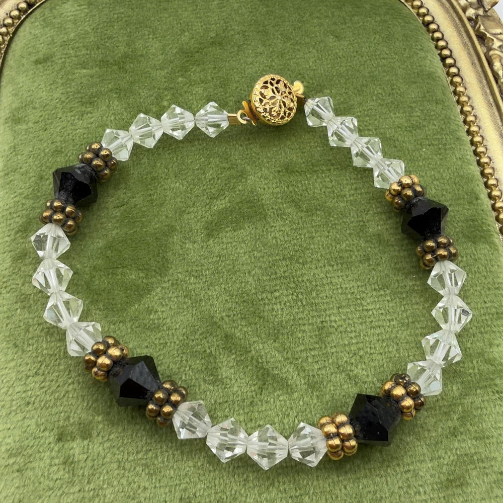 Vintage Faceted Crystal & Black Glass Bead Bracelet Gold Tone Filigree Clasp